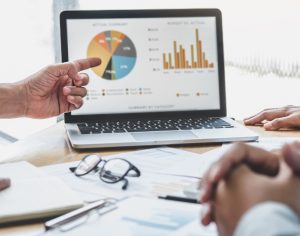 Your marketing data is lying to you: what the 7-11 touchpoint principle reveals about your customer journey